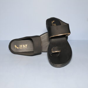 Slim fit black patti chappal